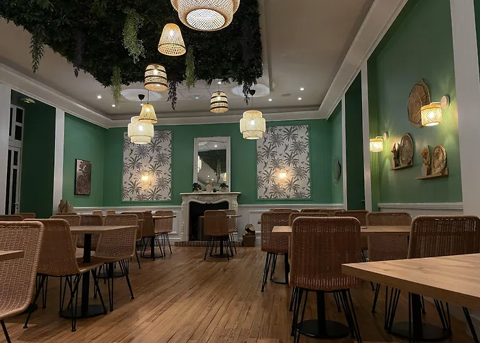 Hotel L'harmony Saint-Arnoult-en-Yvelines