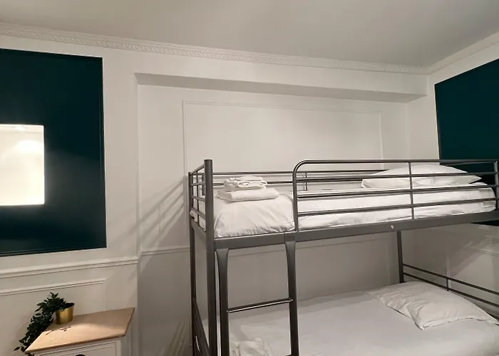 Hotel L'harmony Saint-Arnoult-en-Yvelines